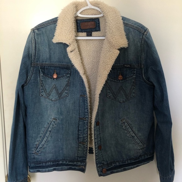 Wrangler Jackets & Blazers - Wrangler jean jacket